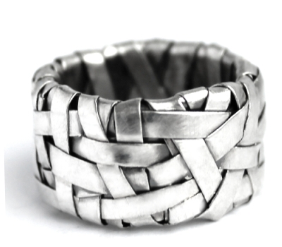 contemporary handmade jewellery, created by designer-maker gurgel-segrillo: woven ring band
